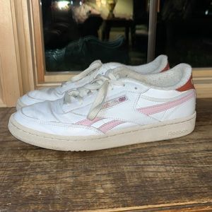 Reebok Sneakers